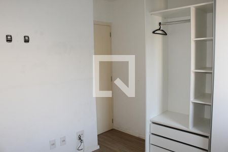 Quarto 2 de apartamento para alugar com 2 quartos, 55m² em Jardim Santa Izabel, Cotia