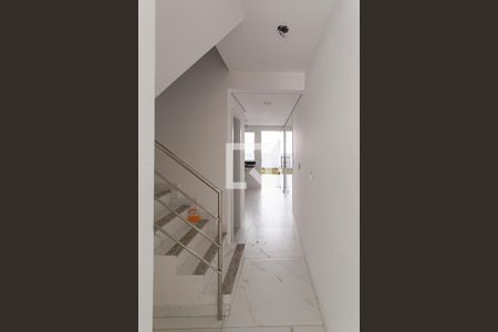 Corredor de casa à venda com 2 quartos, 130m² em Santa Branca, Belo Horizonte