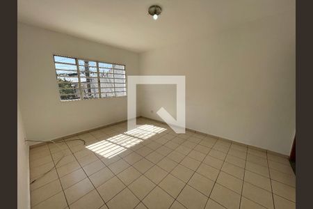 Sala de casa para alugar com 3 quartos, 150m² em Jardim Arpoador, São Paulo