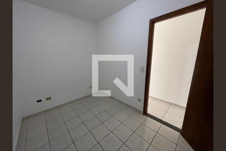 Quarto 1 de casa para alugar com 3 quartos, 150m² em Jardim Arpoador, São Paulo