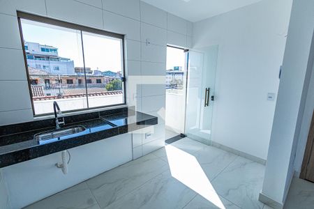 Cozinha de apartamento para alugar com 2 quartos, 60m² em Jardim Leblon, Belo Horizonte