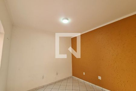 Quarto de casa para alugar com 1 quarto, 125m² em Cidade Satelite Santa Barbara, São Paulo