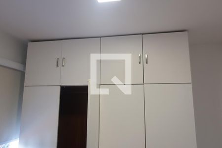 Quarto 1 - Armários de apartamento para alugar com 2 quartos, 72m² em Indianópolis, São Paulo