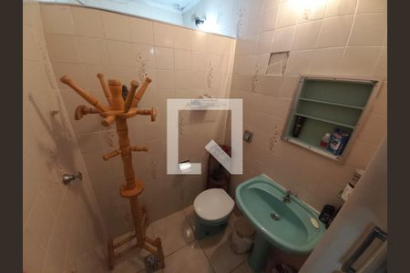 Lavabo de apartamento para alugar com 1 quarto, 45m² em Centro, São Vicente