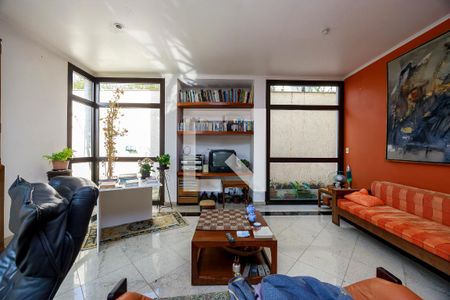 Sala de casa à venda com 3 quartos, 300m² em Brooklin, São Paulo