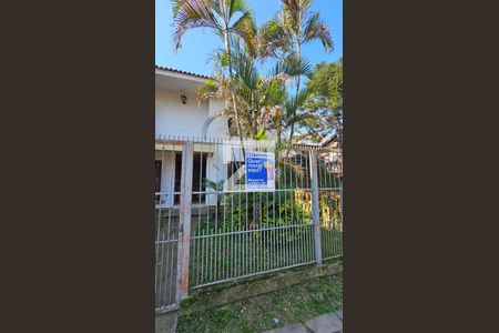 Casa para alugar com 287m², 3 quartos e 5 vagas Casa para alugar com 287m², 3 quartos e 5 vagasPlaquinha