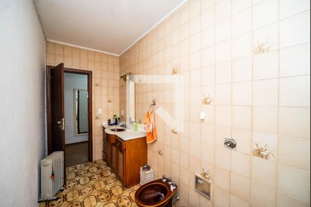 Casa para alugar com 287m², 3 quartos e 5 vagas Casa para alugar com 287m², 3 quartos e 5 vagasBanheiro Social