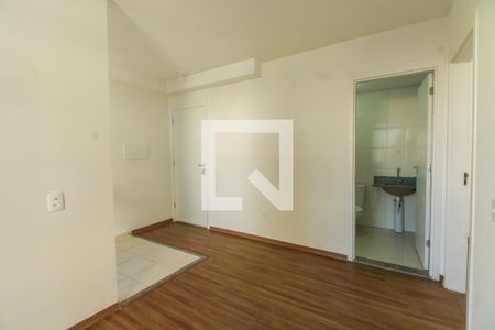 Sala  de apartamento para alugar com 2 quartos, 42m² em Vila Esperança, São Paulo