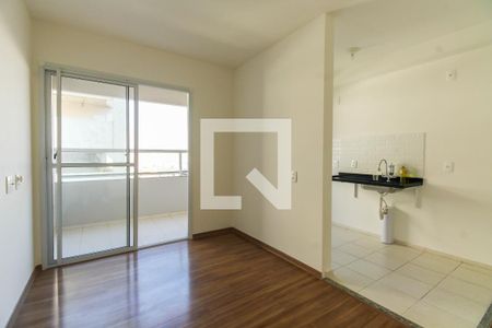 Sala  de apartamento para alugar com 2 quartos, 42m² em Vila Esperança, São Paulo