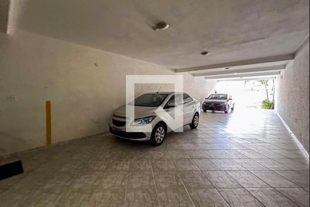 Apartamento à venda com 180m², 3 quartos e 2 vagas Apartamento à venda com 180m², 3 quartos e 2 vagasGaragem