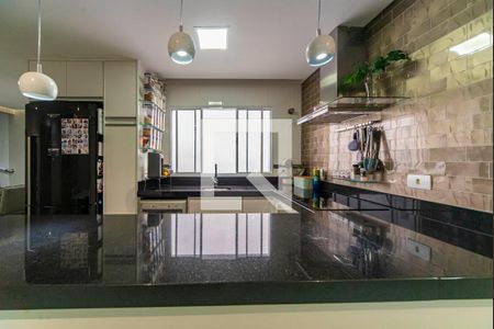 Apartamento à venda com 180m², 3 quartos e 2 vagas Apartamento à venda com 180m², 3 quartos e 2 vagasCozinha