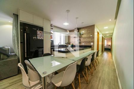 Apartamento à venda com 180m², 3 quartos e 2 vagas Apartamento à venda com 180m², 3 quartos e 2 vagasCozinha