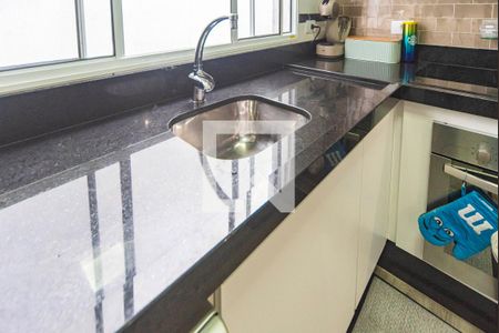 Apartamento à venda com 180m², 3 quartos e 2 vagas Apartamento à venda com 180m², 3 quartos e 2 vagasCozinha