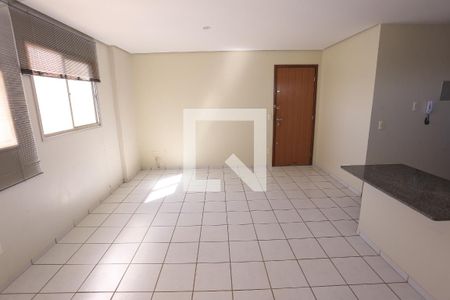 Sala de apartamento para alugar com 2 quartos, 53m² em Qs 7, Brasília