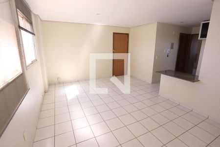 Sala de apartamento para alugar com 2 quartos, 53m² em Qs 7, Brasília