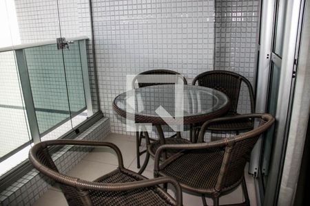 Sacada de apartamento para alugar com 1 quarto, 52m² em Caminho das Árvores, Salvador