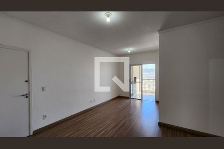 Sala de apartamento para alugar com 3 quartos, 83m² em Jardim Florida, Jundiaí