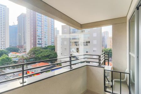 Varanda de kitnet/studio à venda com 1 quarto, 25m² em Jardim das Acacias, São Paulo