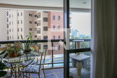 Sacada de apartamento à venda com 3 quartos, 126m² em Alto da Lapa, São Paulo