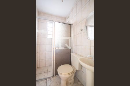 Banheiro de casa para alugar com 1 quarto, 50m² em Bela Vista, Osasco