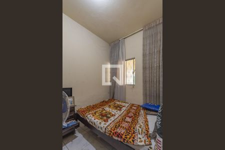 Quarto 2 de casa à venda com 2 quartos, 180m² em Floramar, Belo Horizonte