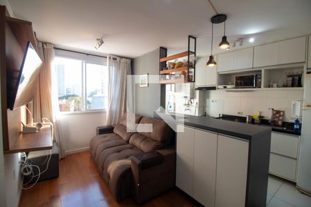 Sala de apartamento para alugar com 2 quartos, 43m² em Santo Amaro, São Paulo