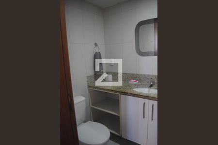 Banheiro de apartamento para alugar com 1 quarto, 49m² em Brotas, Salvador