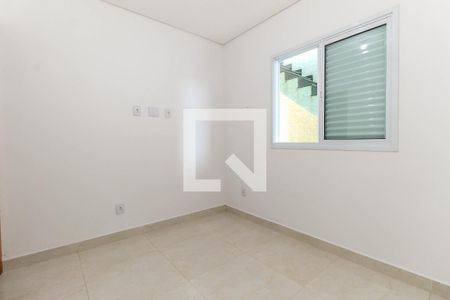 Quarto 1 de apartamento para alugar com 2 quartos, 38m² em Vila Doutor Eiras, São Paulo