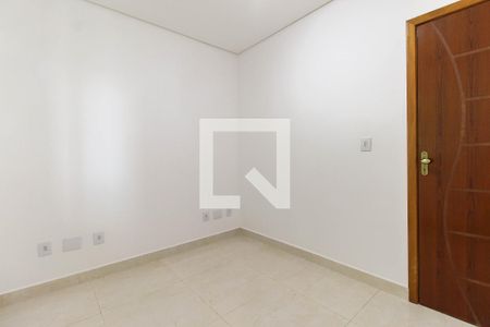 Quarto 1 de apartamento para alugar com 2 quartos, 38m² em Vila Doutor Eiras, São Paulo