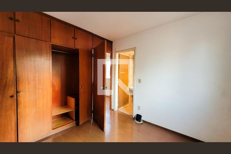 Quarto de apartamento à venda com 1 quarto, 45m² em Vila Itapura, Campinas
