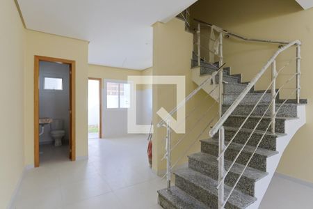 Sala de casa à venda com 3 quartos, 127m² em Guarujá, Porto Alegre