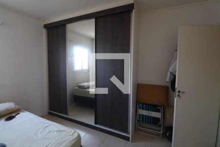 Quarto de apartamento à venda com 1 quarto, 38m² em Niterói, Canoas