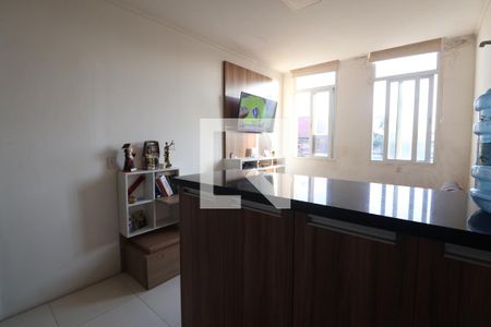 Sala/Cozinha de apartamento à venda com 1 quarto, 38m² em Niterói, Canoas