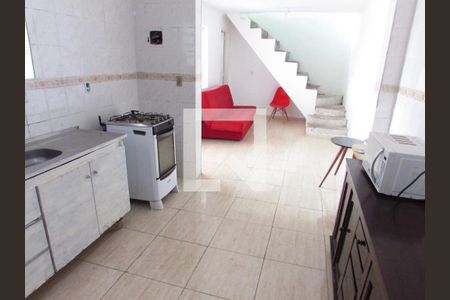 Sala/Cozinha de casa à venda com 5 quartos, 225m² em Jardim Londrina, São Paulo