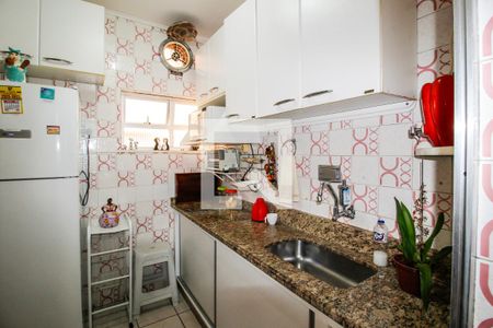 Cozinha de apartamento à venda com 3 quartos, 65m² em Horto Florestal, Belo Horizonte