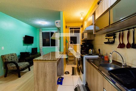 Cozinha de apartamento à venda com 2 quartos, 49m² em Olaria, Canoas