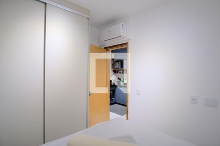 Quarto 1 de apartamento para alugar com 2 quartos, 45m² em Penha de França, São Paulo