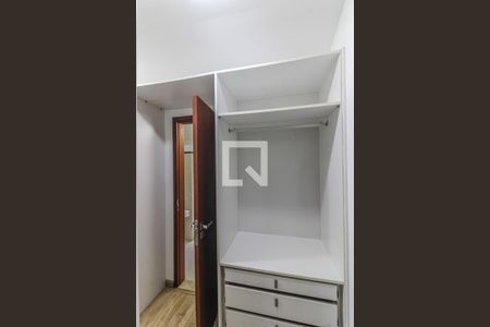 Suíte 1 Master - Closet de casa de condomínio à venda com 3 quartos, 84m² em Vargem Grande, Rio de Janeiro