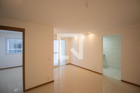 Sala de apartamento para alugar com 3 quartos, 73m² em Mutondo, São Gonçalo