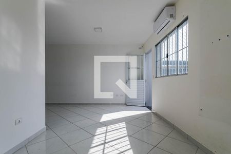 Sala de casa de condomínio para alugar com 2 quartos, 70m² em Vila Sao Paulo, Mogi das Cruzes