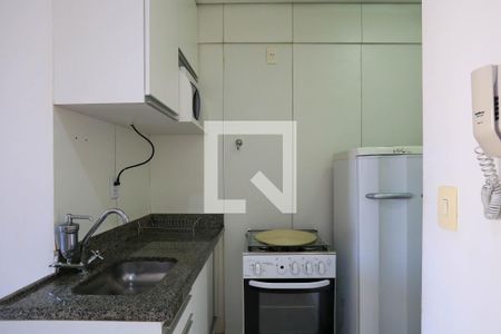 Cozinha  de kitnet/studio para alugar com 1 quarto, 44m² em Centro, Belo Horizonte