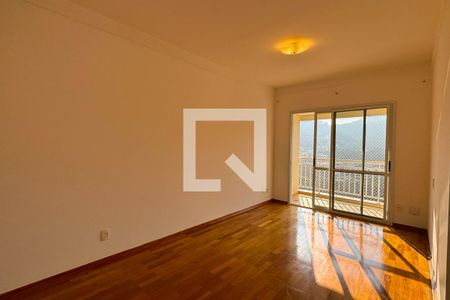 Sala de apartamento à venda com 3 quartos, 104m² em Tamboré, Santana de Parnaíba