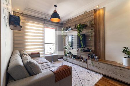 Sala de apartamento à venda com 3 quartos, 63m² em Vila Firmiano Pinto, São Paulo