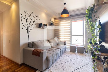 Sala de apartamento à venda com 3 quartos, 63m² em Vila Firmiano Pinto, São Paulo