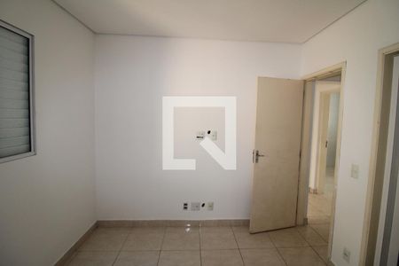 Quarto 1 de apartamento para alugar com 2 quartos, 60m² em Vila Baruel, São Paulo