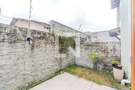 Sala de casa de condomínio à venda com 3 quartos, 118m² em Cristal, Porto Alegre