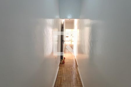 Corredor Quartos de casa para alugar com 4 quartos, 100m² em Vila Paraiso, Campinas