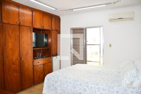 Quarto 1 de casa para alugar com 3 quartos, 363m² em Osvaldo Cruz, São Caetano do Sul