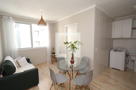 Sala/Cozinha de apartamento para alugar com 2 quartos, 34m² em Jardim Taquaral, São Paulo