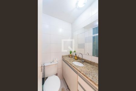 Banheiro de apartamento à venda com 2 quartos, 50m² em Jardim Jamaica, Santo André